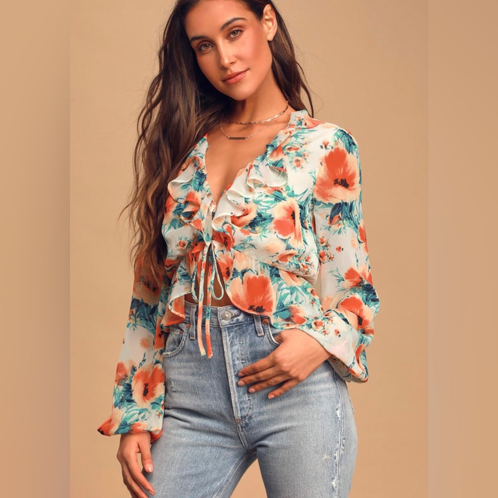 Lulus Keep Dreamin' White Floral Print Ruched Ruffled Cropped Top